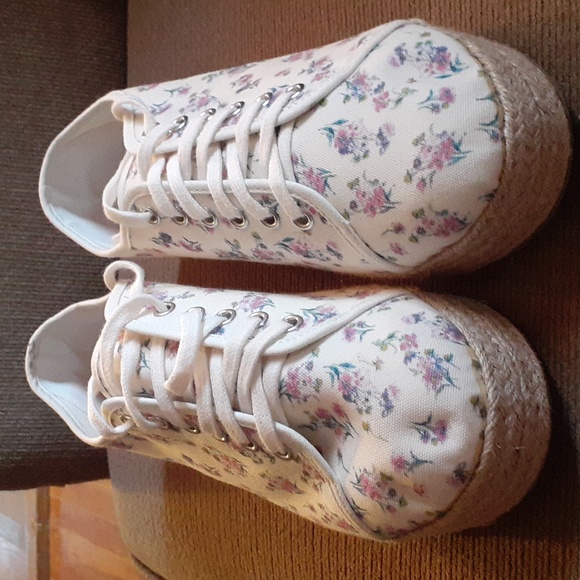 torrid Shoes - Torrid Floral Canvas Espadrille Sneakers
